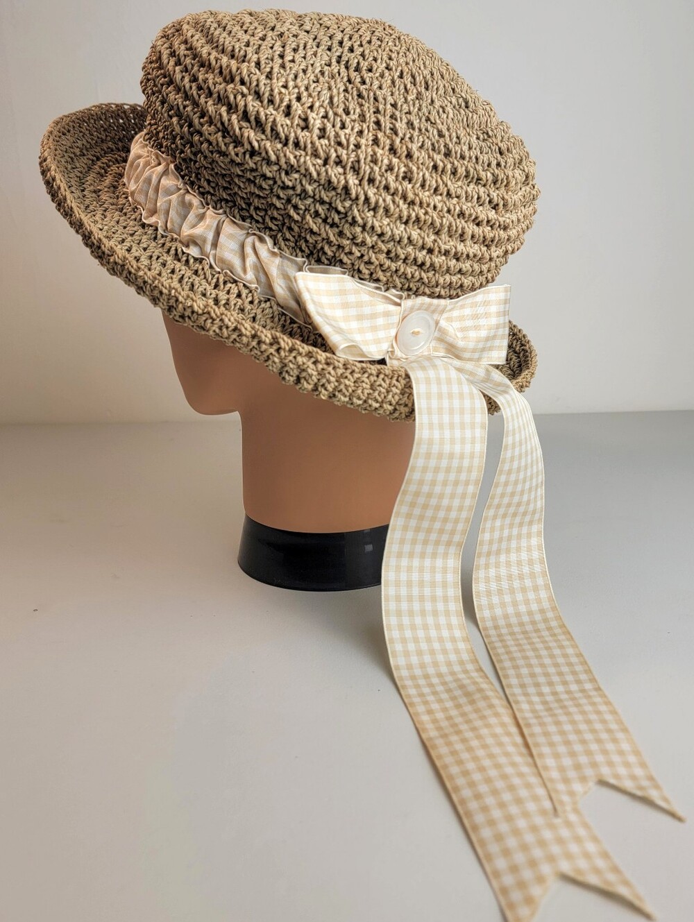 Hot Knots Womens Macrame Kettle Brim Hat Checked Fabric Band W/ Bow & MoP Button